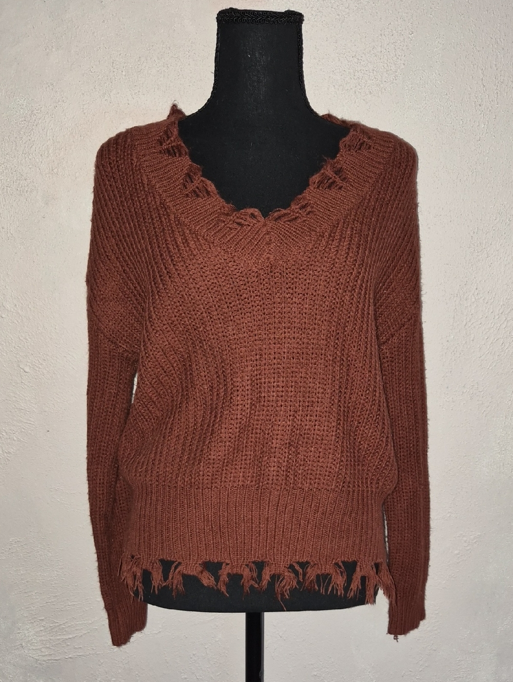 🩵No Boundaries Distressed V-Neck Rust Sweater